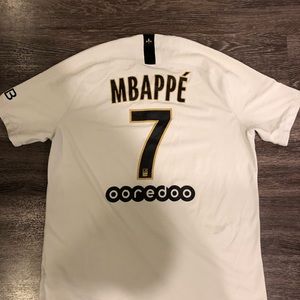 Authentic mbappe jersey!